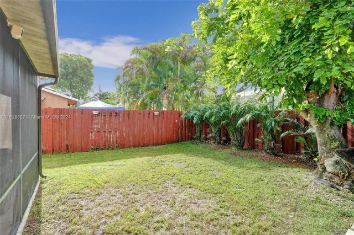 Picture of Home For Sale in Pembroke Pines, Florida, United States