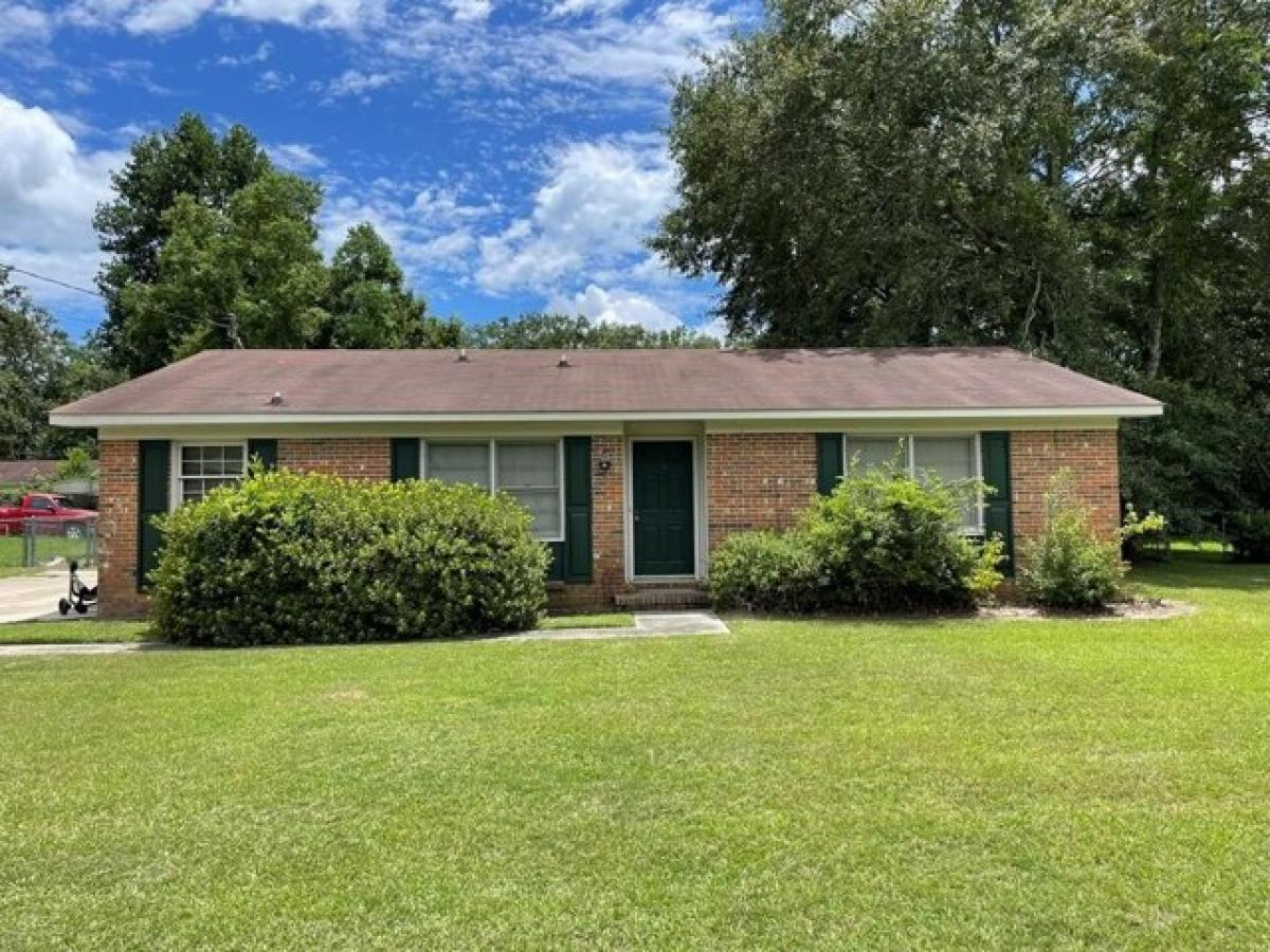 Picture of Home For Sale in Dothan, Alabama, United States