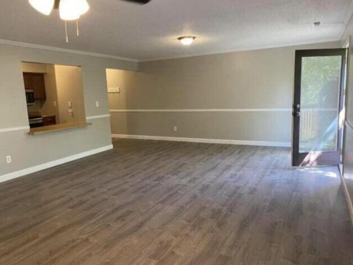 Picture of Home For Sale in Columbia, Missouri, United States