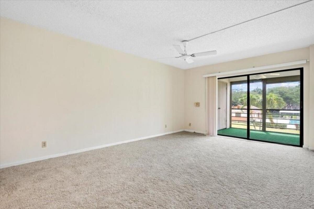 Picture of Home For Sale in Lake Worth, Florida, United States