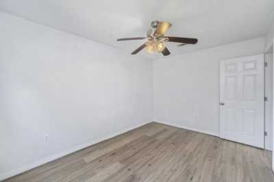 Home For Sale in Crestview, Florida