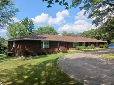 Home For Sale in Ottumwa, Iowa