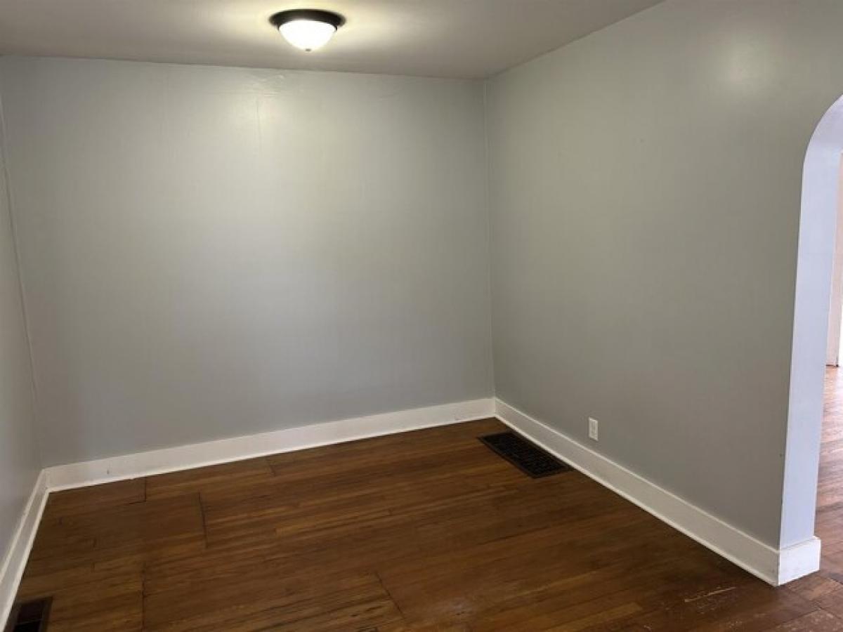 Picture of Home For Sale in Midland, Michigan, United States