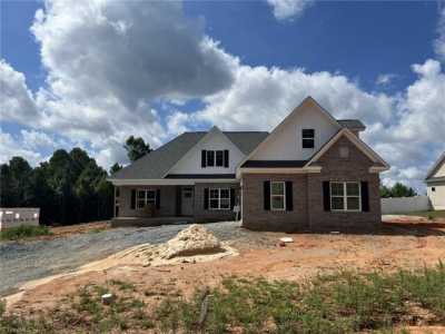 Home For Sale in Lexington, North Carolina