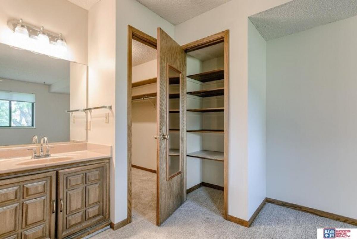 Picture of Home For Sale in Lincoln, Nebraska, United States