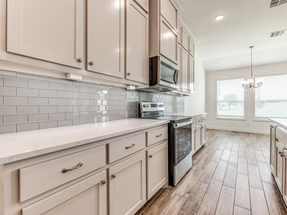 Picture of Home For Sale in Blanchard, Oklahoma, United States