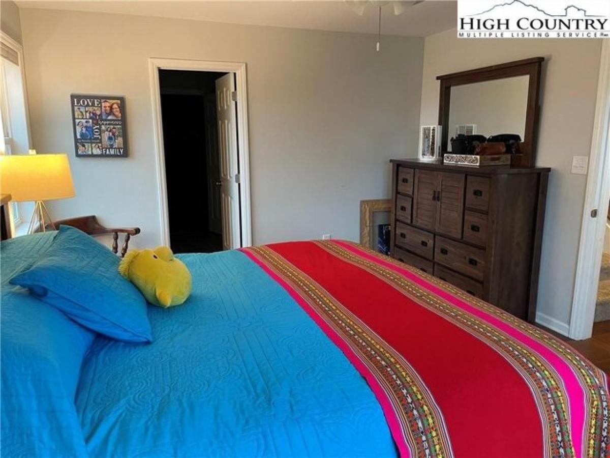 Picture of Home For Sale in Boone, North Carolina, United States