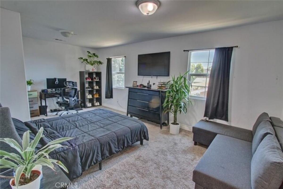 Picture of Home For Sale in Riverside, California, United States