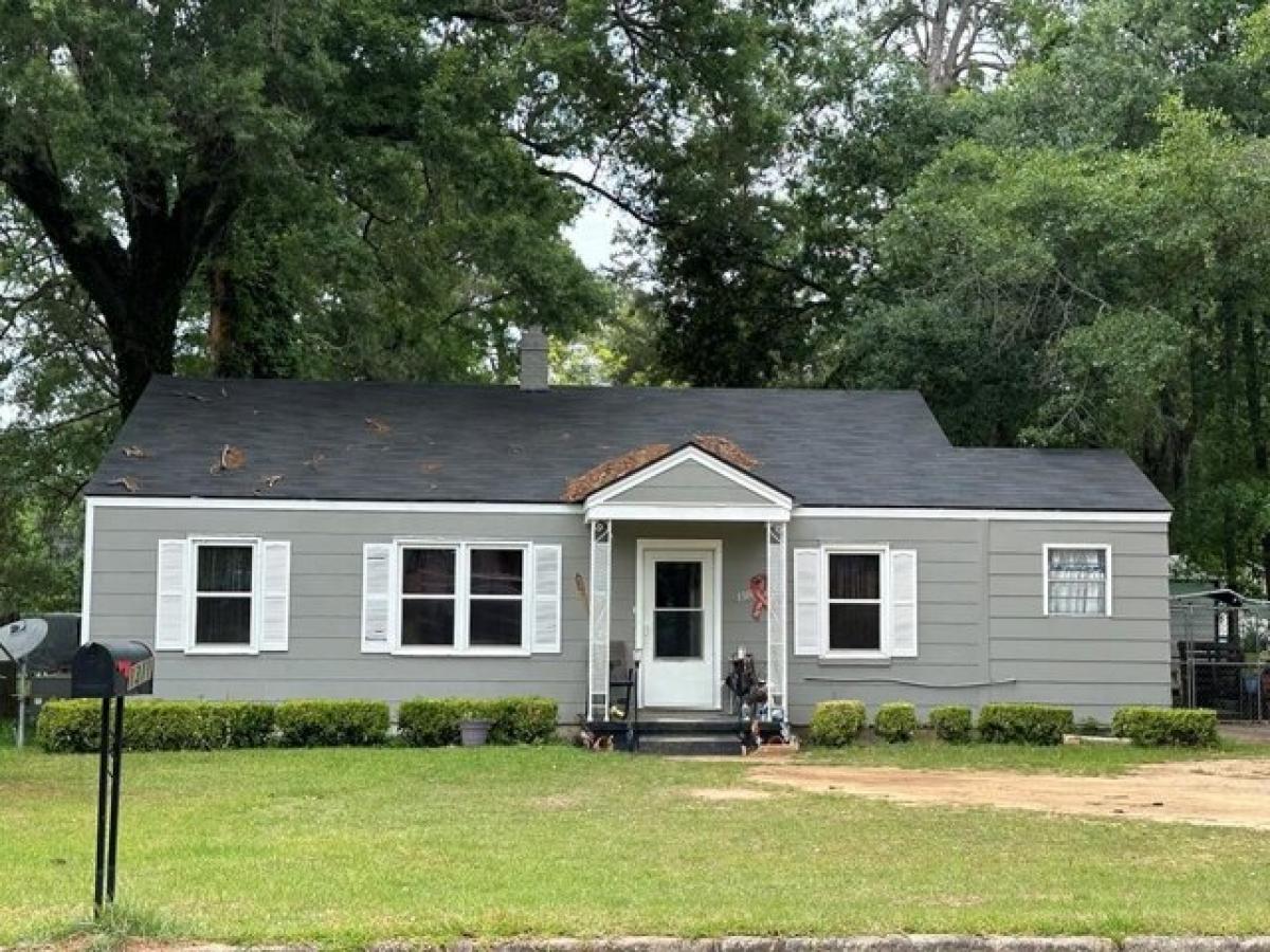 Picture of Home For Sale in Albany, Georgia, United States