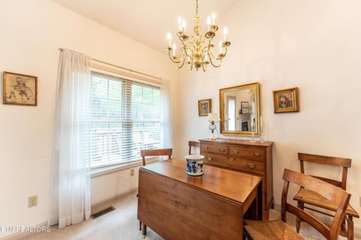 Picture of Home For Sale in Crossville, Tennessee, United States