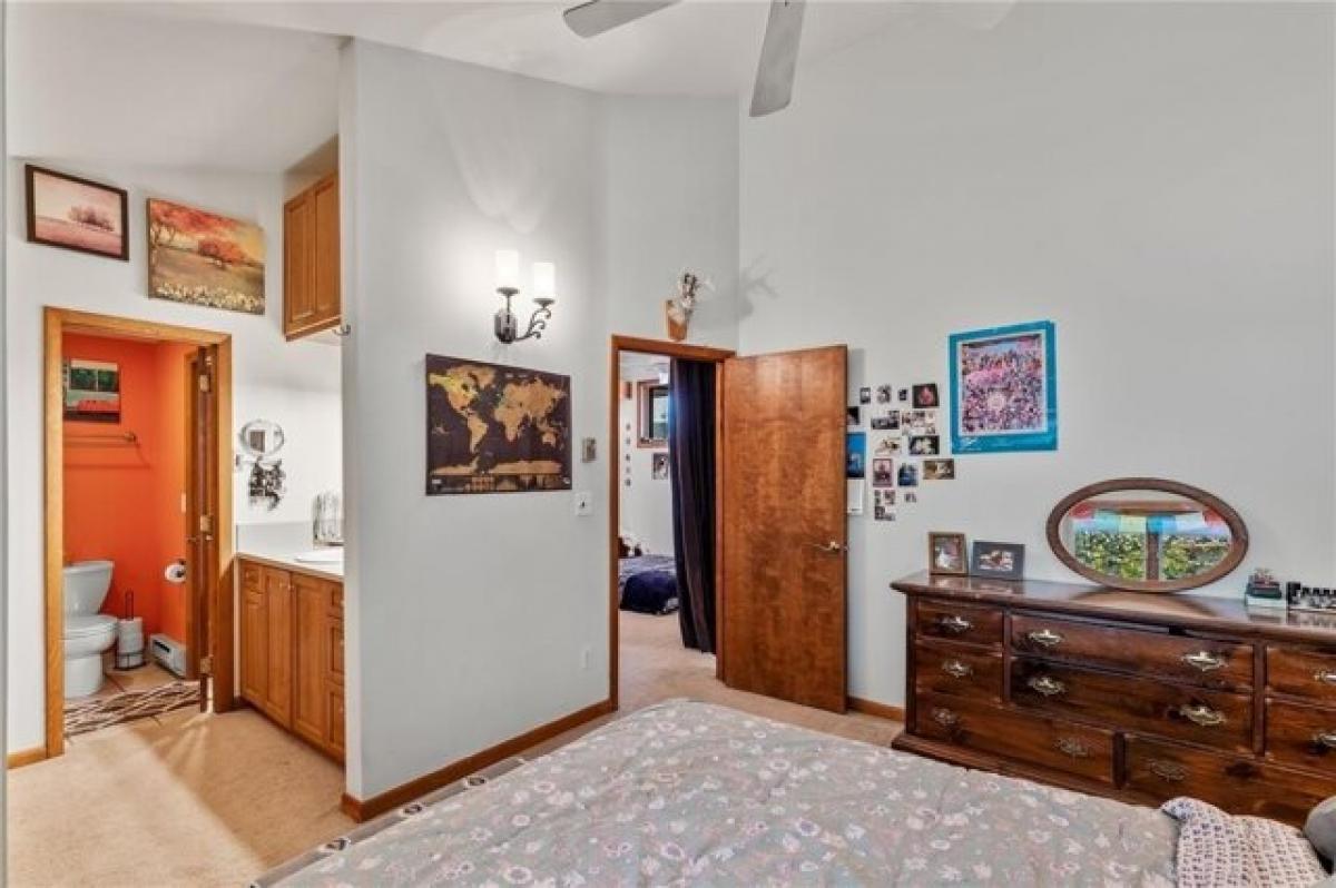 Picture of Home For Sale in Steamboat Springs, Colorado, United States