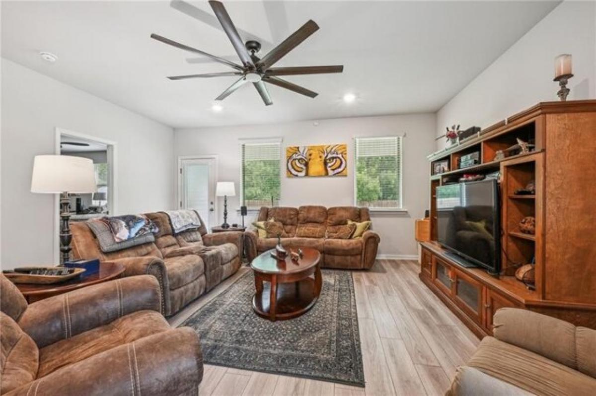 Picture of Home For Sale in Ponchatoula, Louisiana, United States