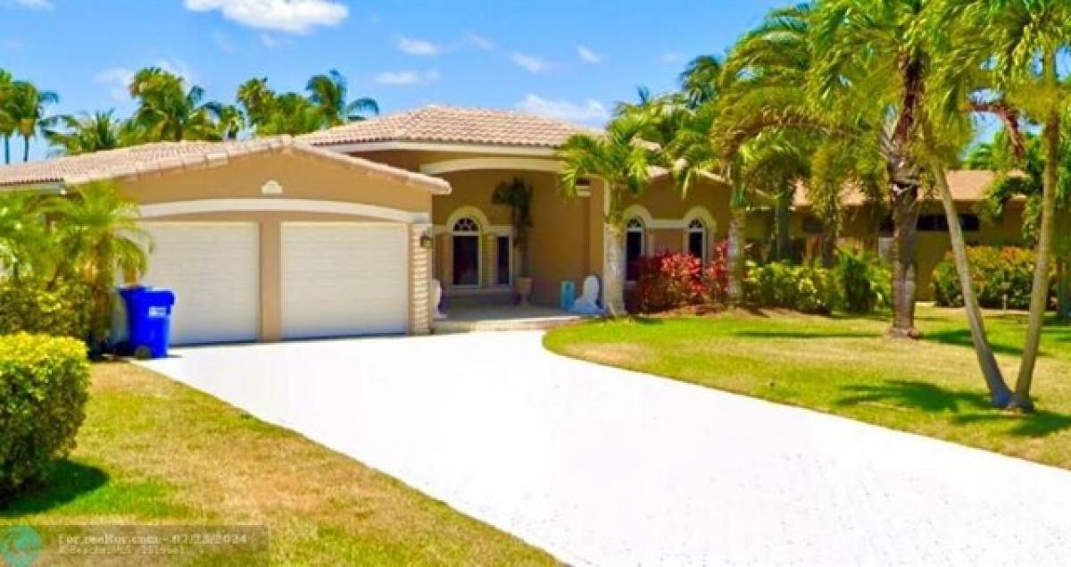Picture of Home For Sale in Pompano Beach, Florida, United States
