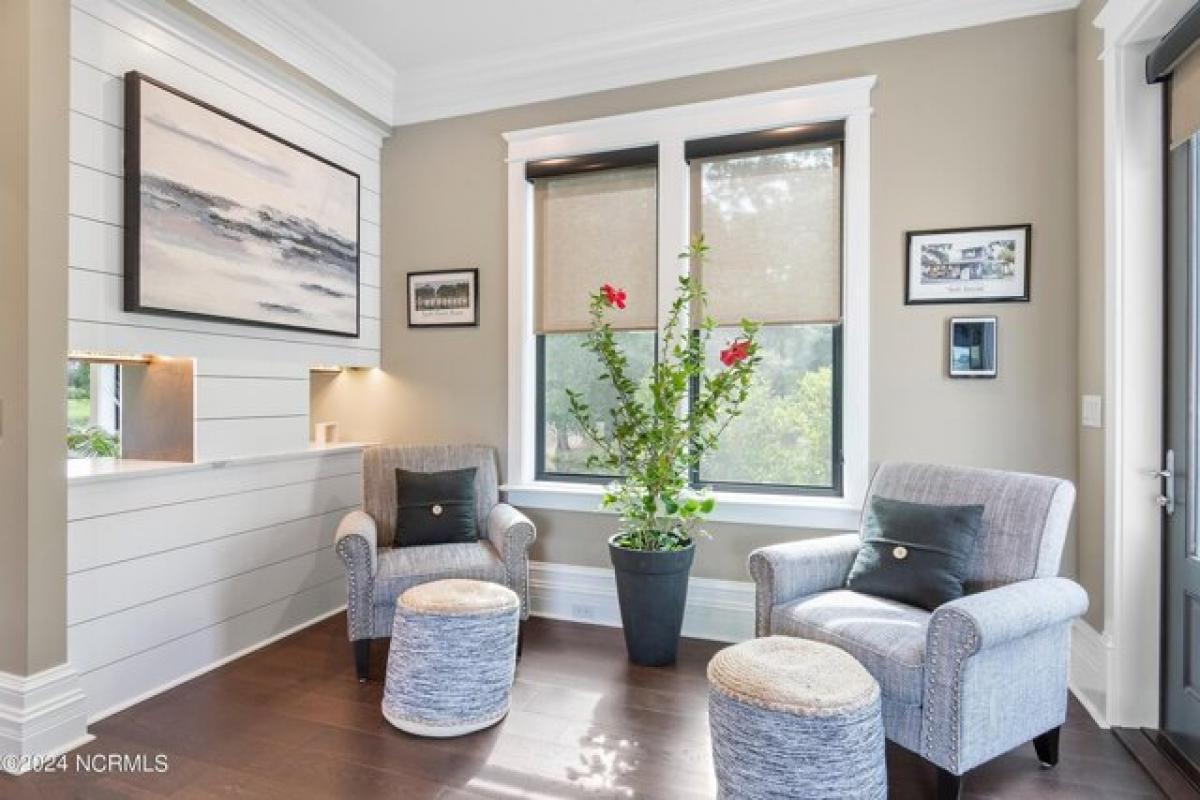 Picture of Home For Sale in Southport, North Carolina, United States