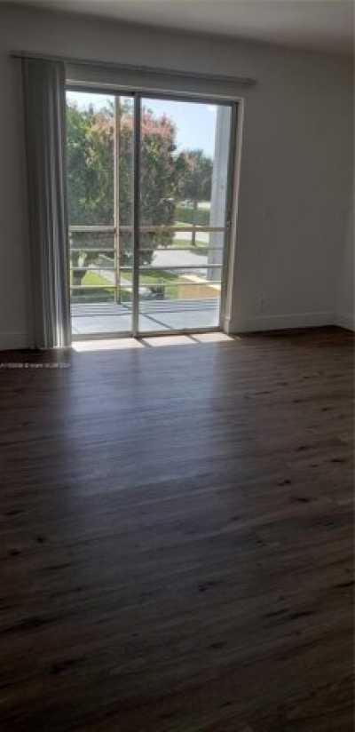 Home For Sale in Sunrise, Florida