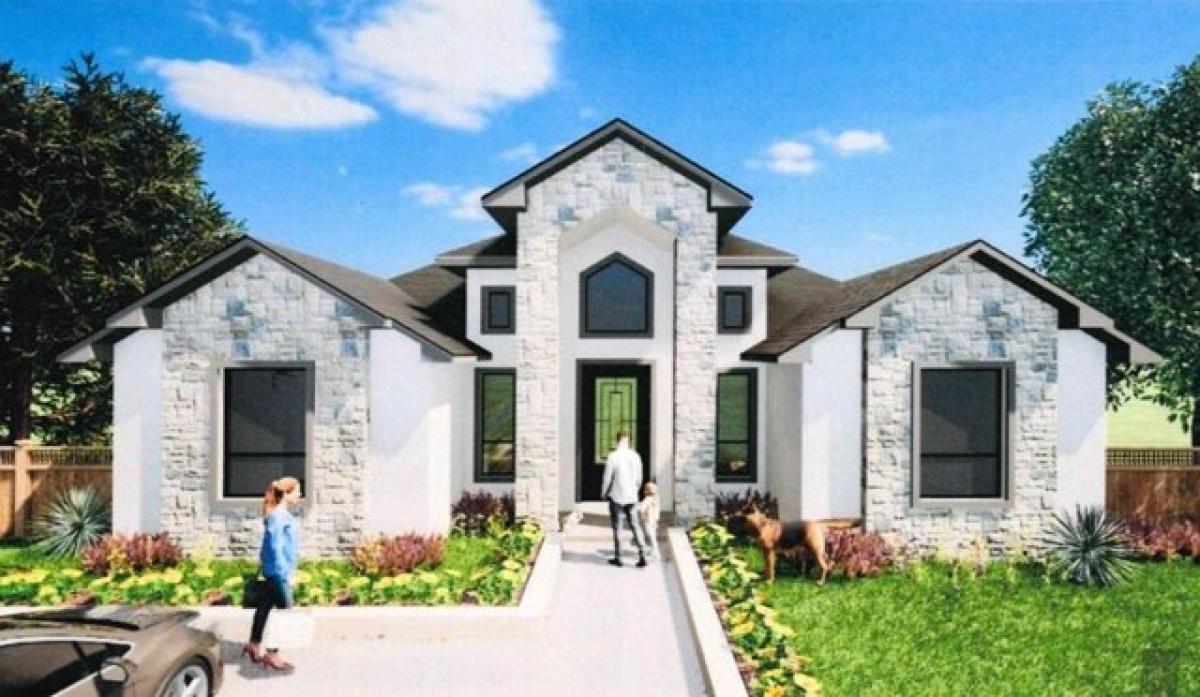 Picture of Home For Sale in Eagle Pass, Texas, United States