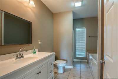 Home For Sale in Lake Charles, Louisiana