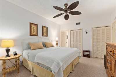 Home For Sale in Vero Beach, Florida