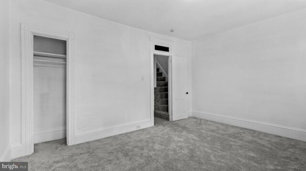 Picture of Home For Sale in Lancaster, Pennsylvania, United States