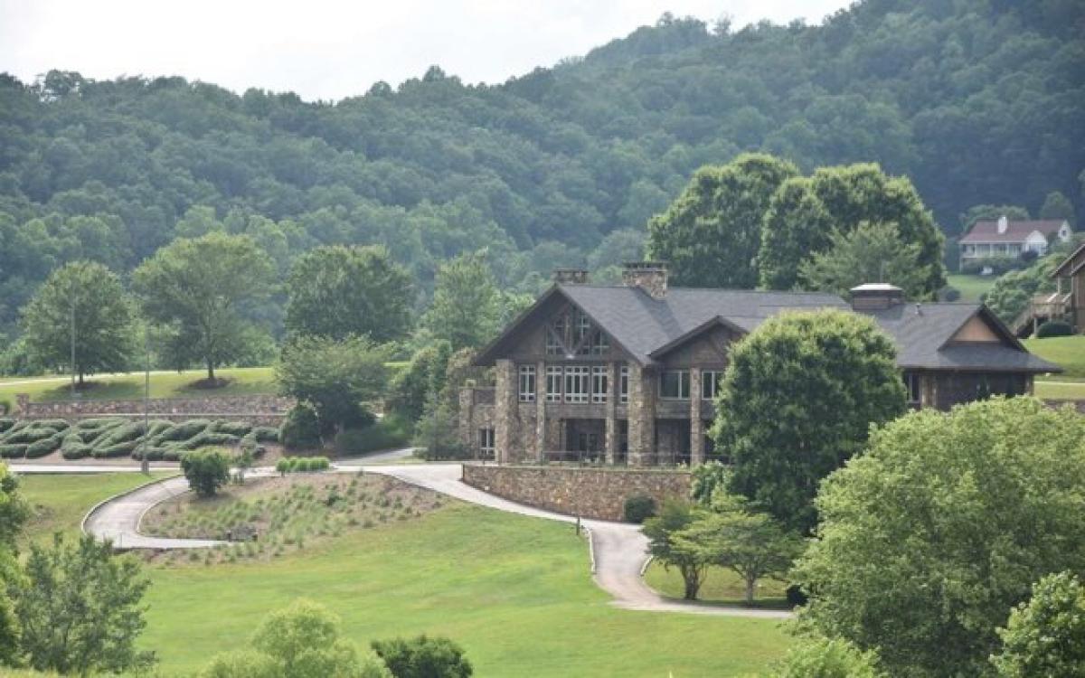 Picture of Residential Land For Sale in Hayesville, North Carolina, United States