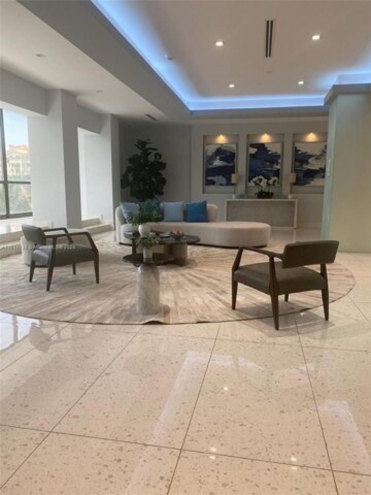 Picture of Home For Sale in Aventura, Florida, United States