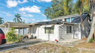 Home For Sale in Auburndale, Florida
