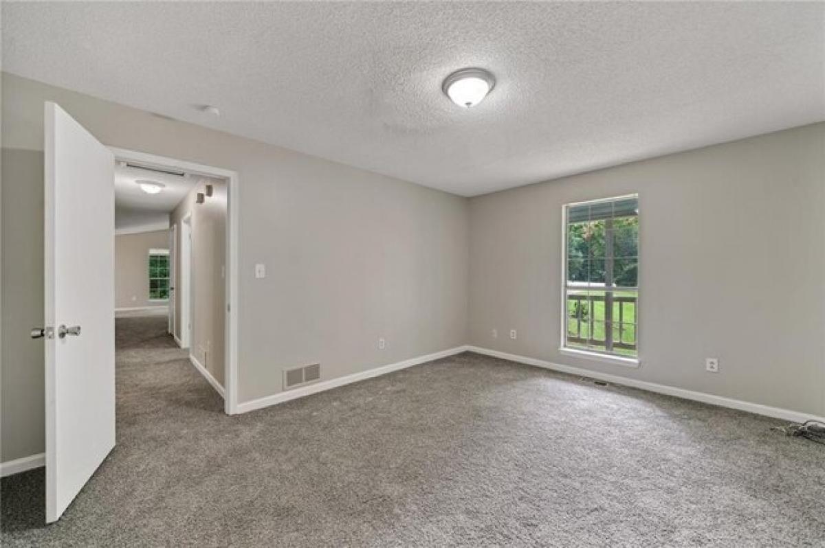 Picture of Home For Sale in Senoia, Georgia, United States