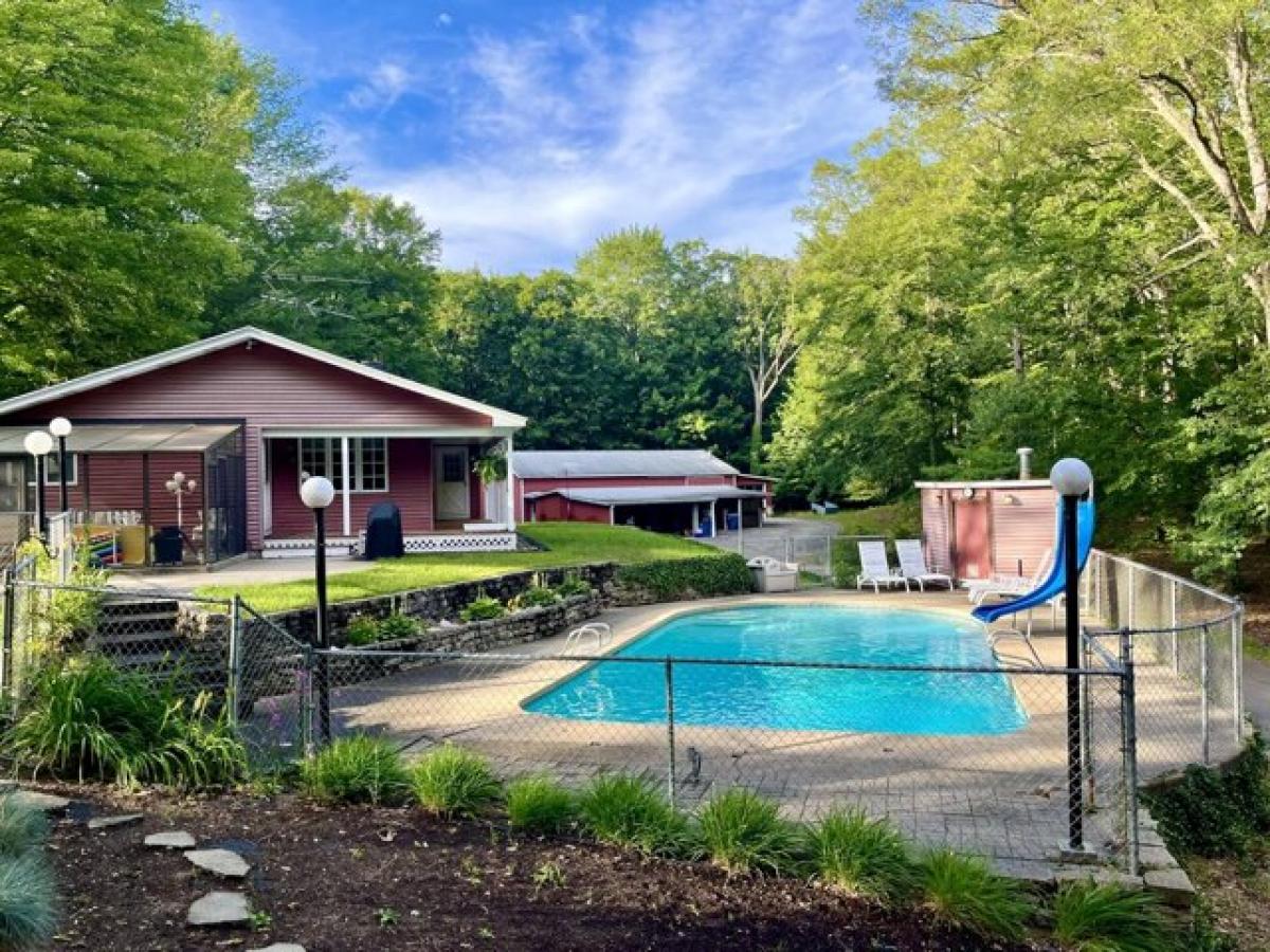 Picture of Home For Sale in Grand Haven, Michigan, United States