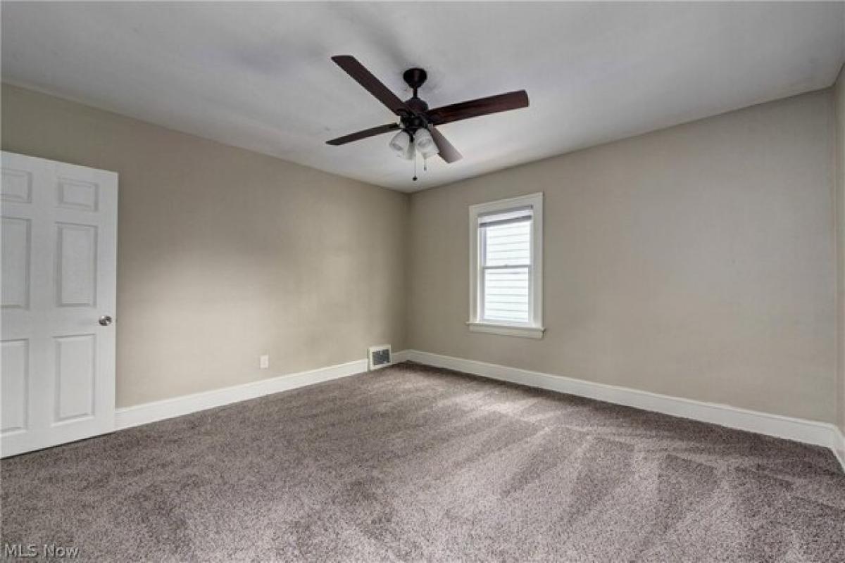 Picture of Home For Sale in Cleveland Heights, Ohio, United States