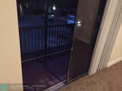 Home For Rent in Pompano Beach, Florida