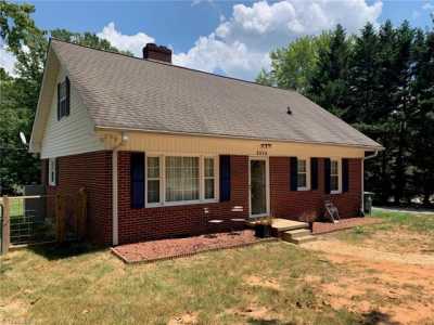 Home For Sale in Greensboro, North Carolina