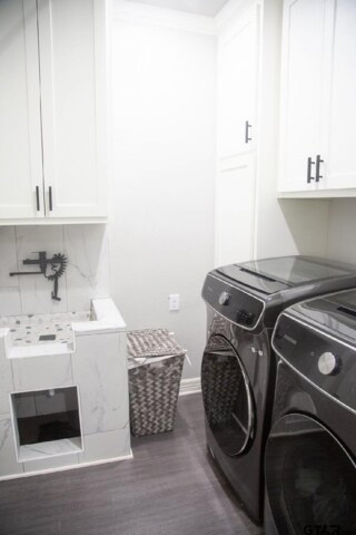 Picture of Home For Sale in Tyler, Texas, United States