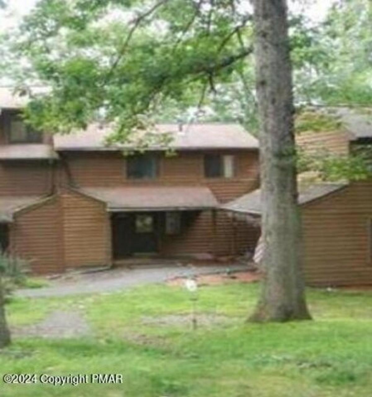 Picture of Home For Sale in Bushkill, Pennsylvania, United States