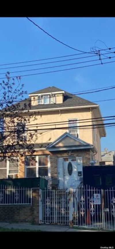 Home For Sale in Jamaica, New York