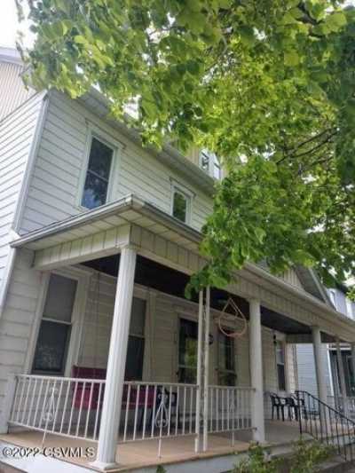 Apartment For Rent in