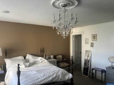 Home For Sale in Salem, Oregon