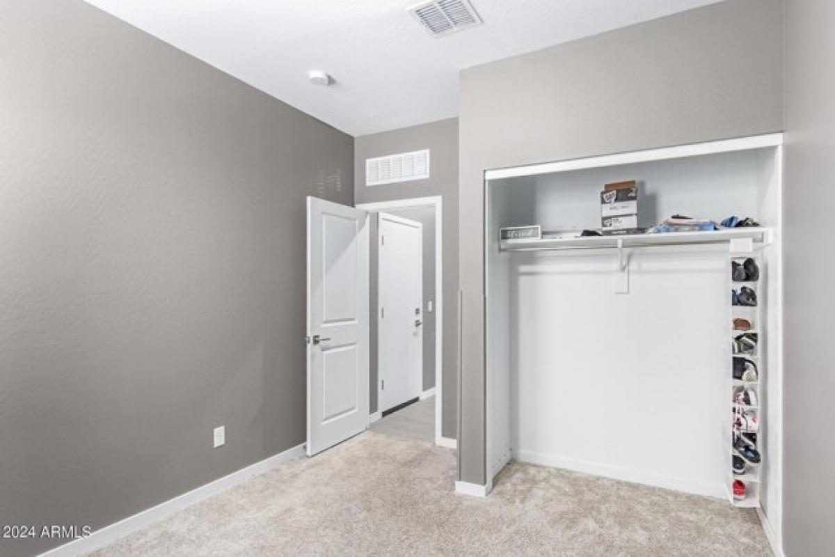 Picture of Home For Sale in Maricopa, Arizona, United States