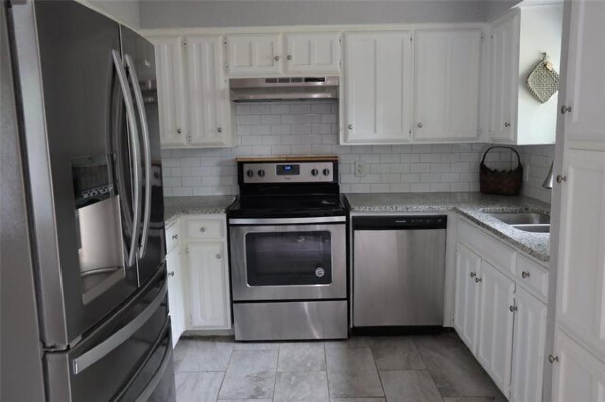 Picture of Home For Sale in Arlington, Texas, United States