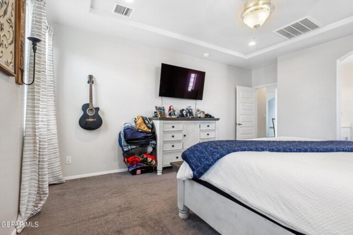 Picture of Home For Sale in Horizon City, Texas, United States