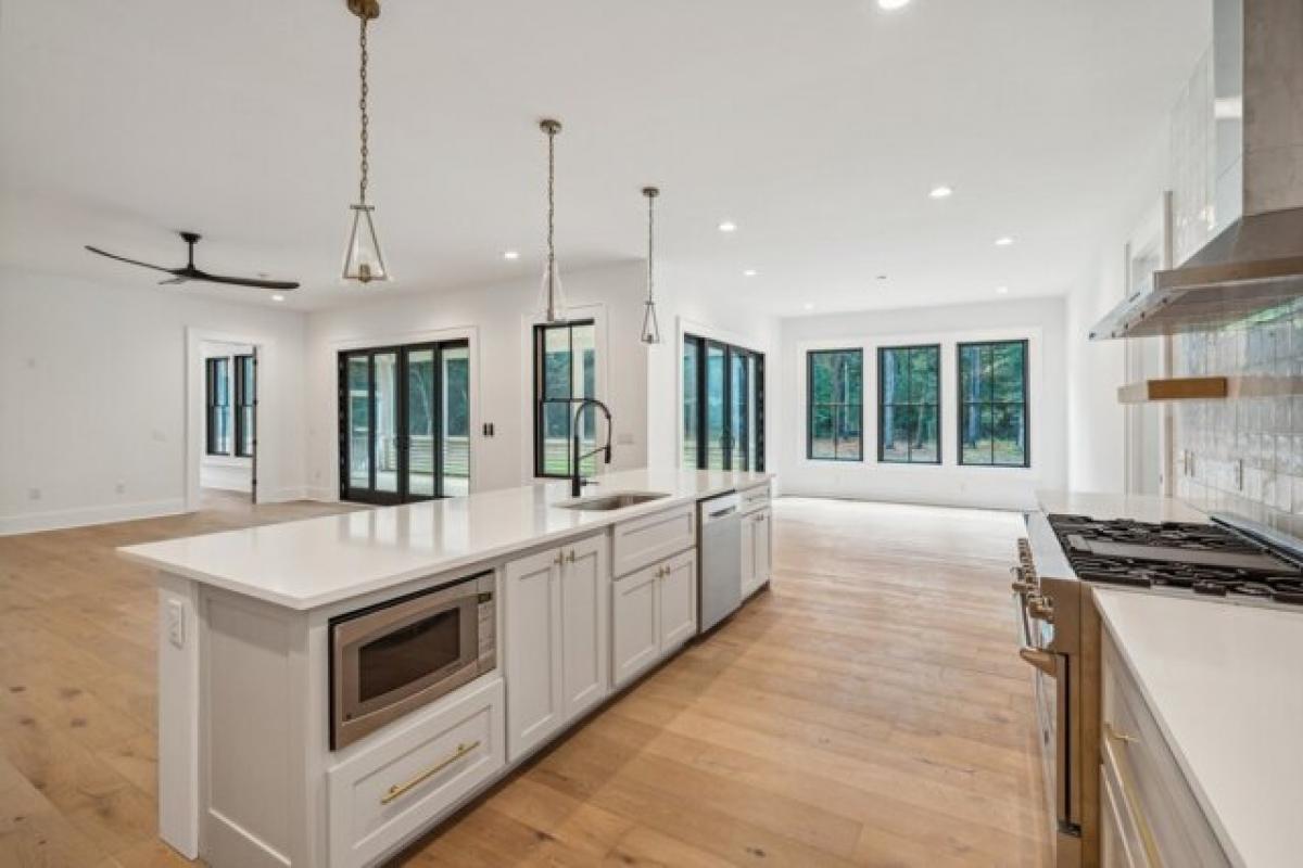 Picture of Home For Sale in Johns Island, South Carolina, United States