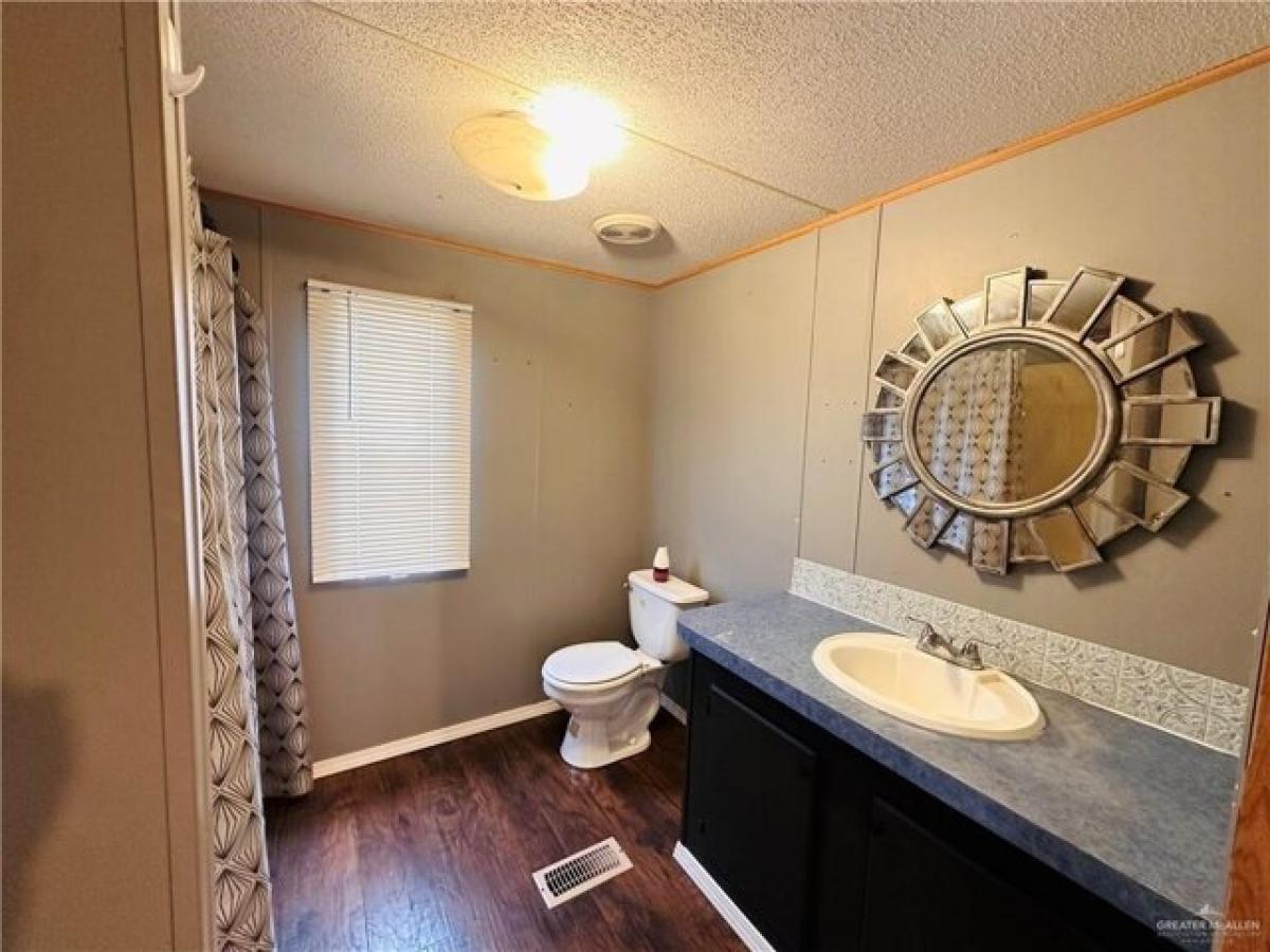 Picture of Home For Sale in Weslaco, Texas, United States