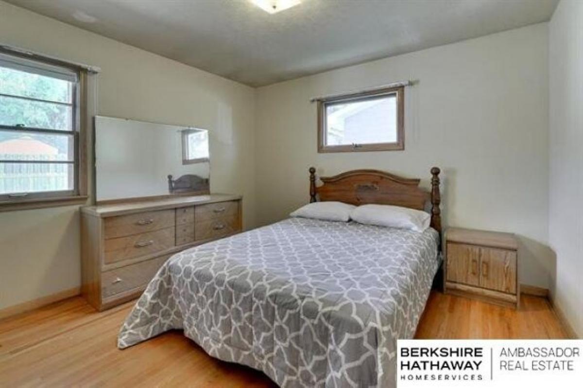 Picture of Home For Sale in Omaha, Nebraska, United States