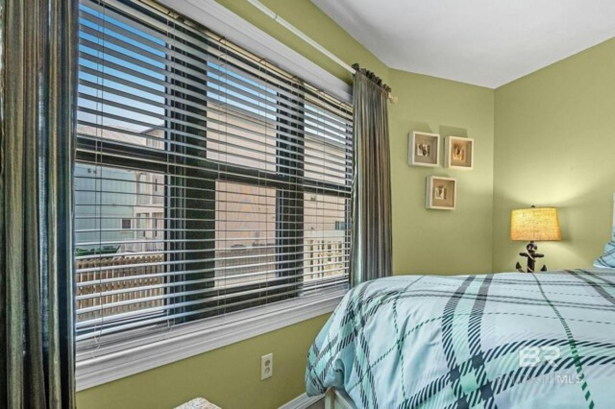 Picture of Home For Sale in Orange Beach, Alabama, United States