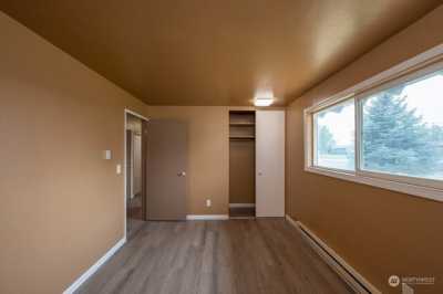 Home For Sale in Moses Lake, Washington