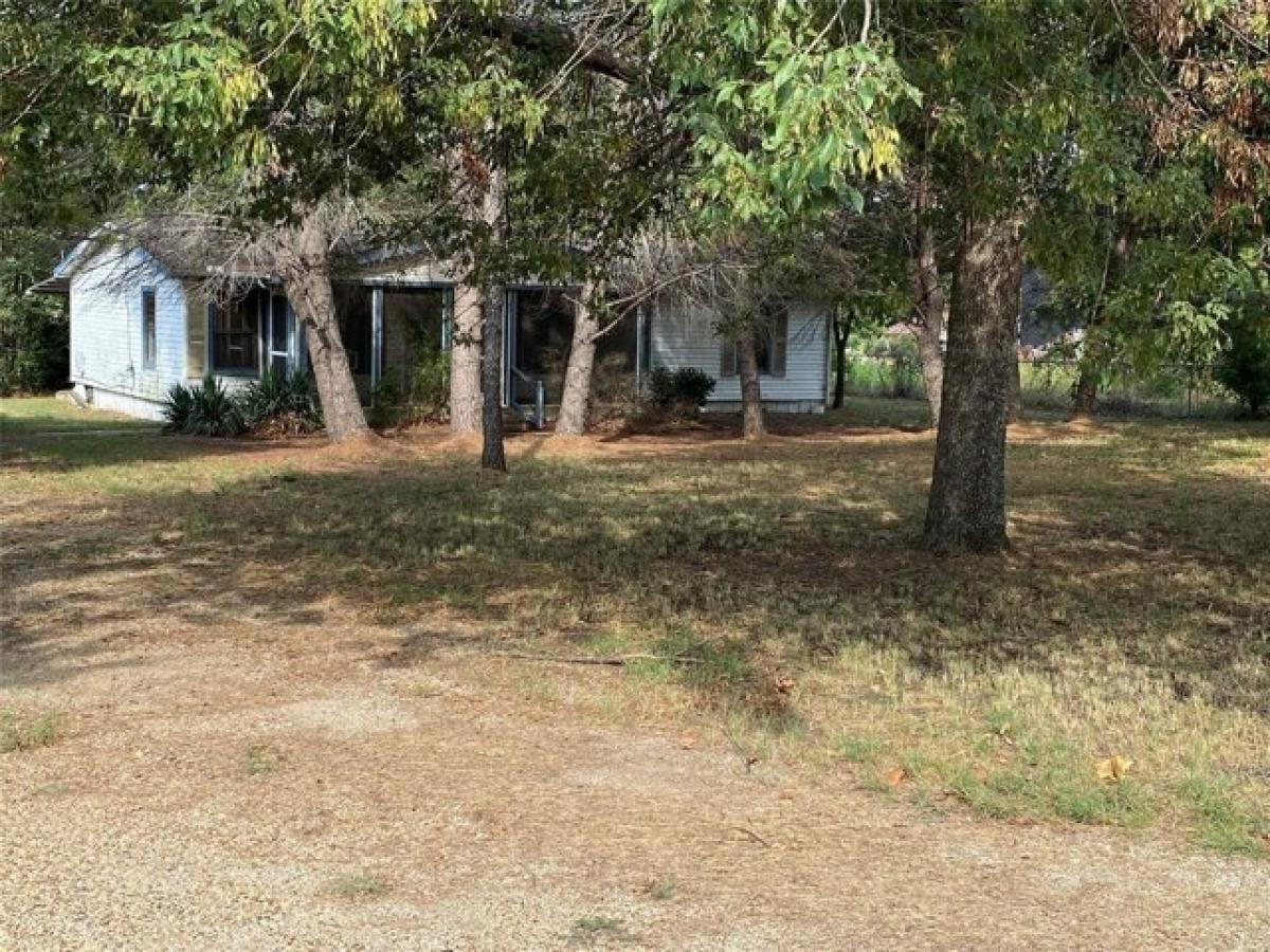 Picture of Home For Sale in Crandall, Texas, United States