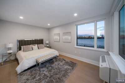 Apartment For Rent in 