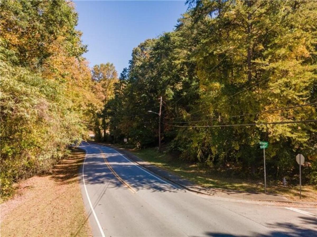 Picture of Residential Land For Sale in Gainesville, Georgia, United States