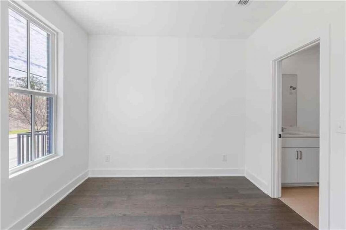 Picture of Home For Sale in Decatur, Georgia, United States