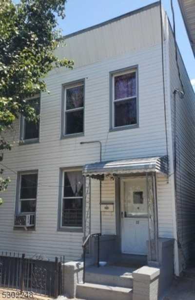 Home For Sale in Jersey City, New Jersey