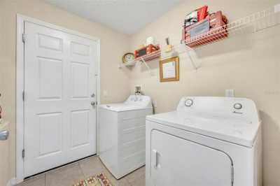 Home For Sale in Deland, Florida